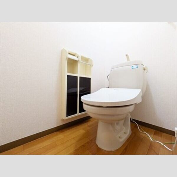 レインボーハイツ　Ⅱ番館102号室 トイレ