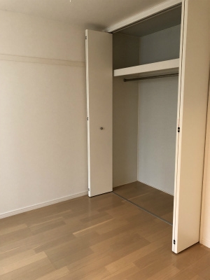 フロントハウス 収納