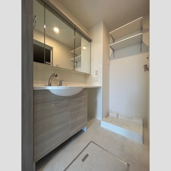 アセットコート新川 洗面