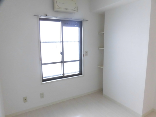 クレール綱島西 フローリング貼り替え済み！