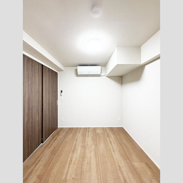 サンジョイアゼロ712号室 洋室5.2帖