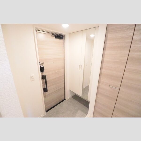 メイプルシャトー 玄関