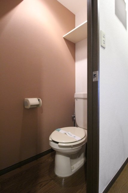 ＯＬＩＯ世田谷上野毛3階 トイレ