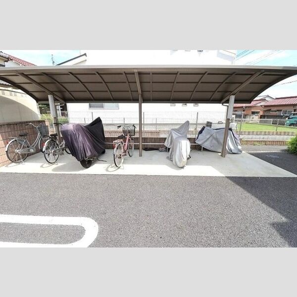 カーサ石原　B205号室 駐輪場