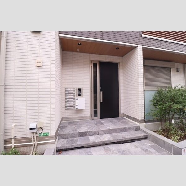 セジュール春日町3 オートロックエントランス