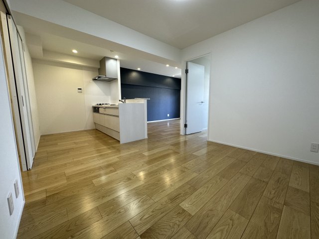 メゾン岸谷212号室 リビング