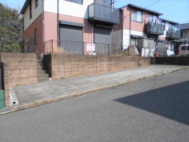 鈴木邸Ａ 駐車場