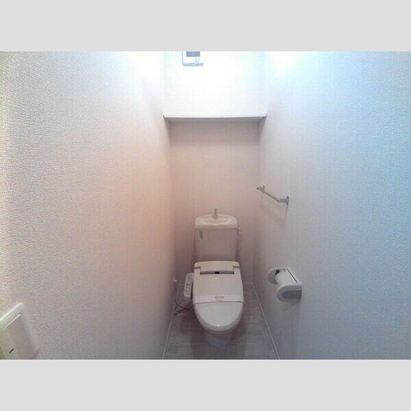 ルミエール　B 温水洗浄便座