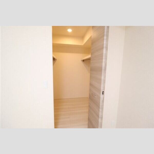 メゾン・ド・シャルマン ウォークインクローゼット