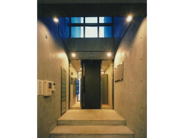 NTPRレジデンス下馬1階 エントランス