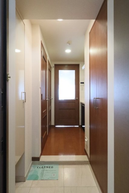 ファミール芝公園グランスイート　ラ・ヴィル 玄関