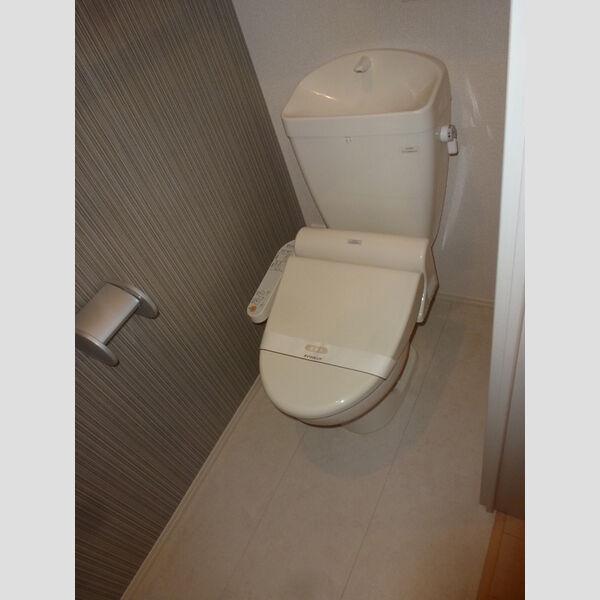 コーワ・ルミエール　参番館205号室 温水洗浄暖房便座