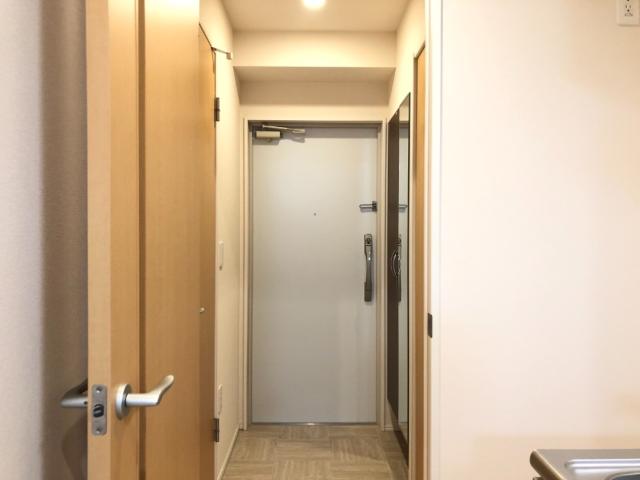 イノセンス303号室 玄関