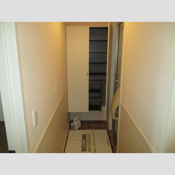 フロレスタ東館・西館　西館201号室 シューズBOX