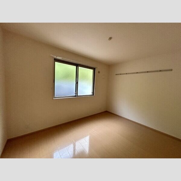 ブランシュール　A107号室 東側洋室