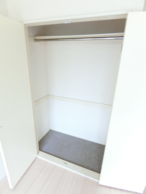 ＣＤＥ（ツェーデーエー） 収納