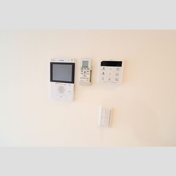 グランヴレーユ205号室 TVインターホン