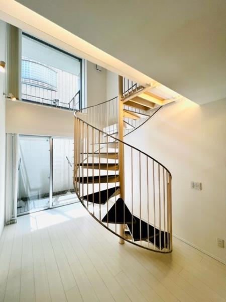 Ｂｒｉｌｌｉａ　ｉｓｔ　西麻布霞町 リビング