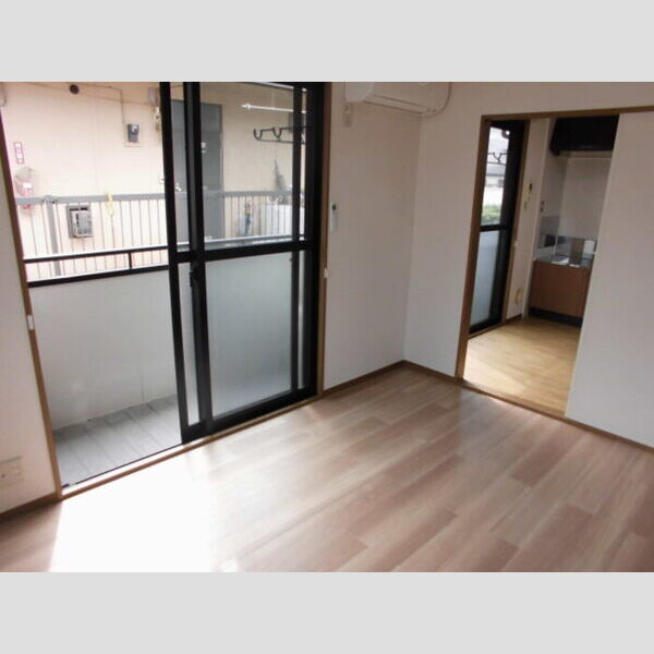 アンフィニMARUEI201号室 201　洋室-DK