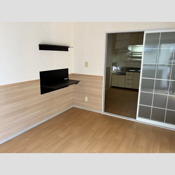 サンヴィラージュA・BA102号室 ワークデスク