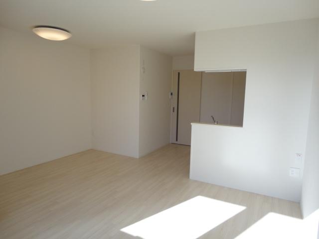 en guren　（エン　グレン）201号室 リビング