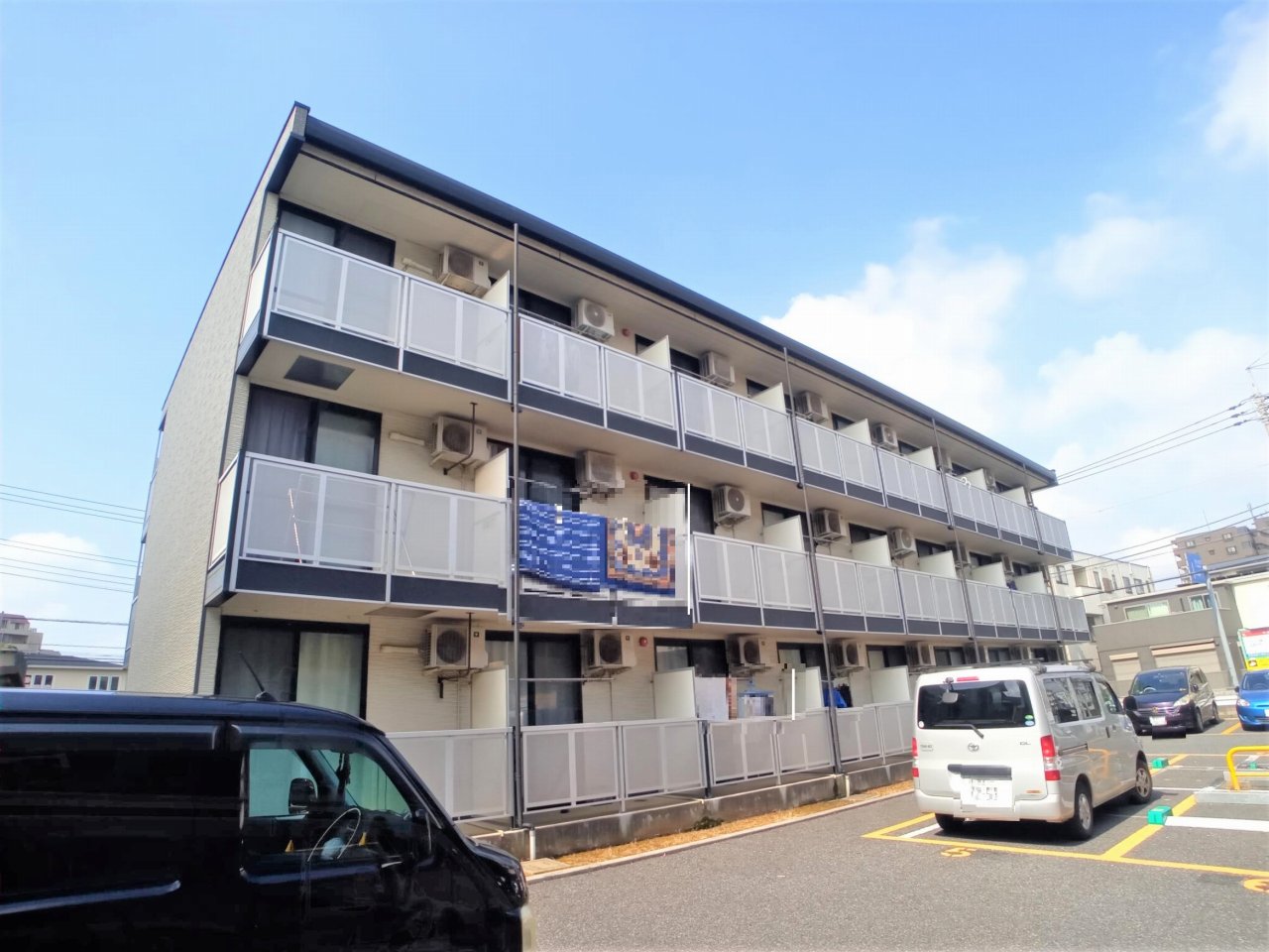 レオパレスルームス北越の外観画像