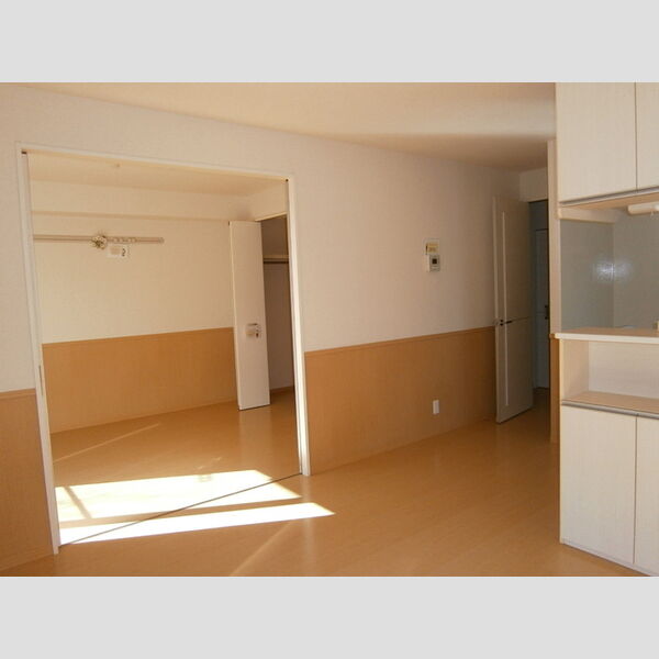 セブンオークス　A・B・C・D・E・F・G リビング　12帖