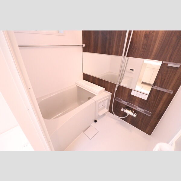 プレミール西千葉202号室 バス