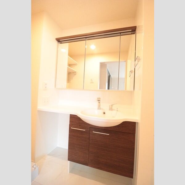 ガーデニア 洗面所