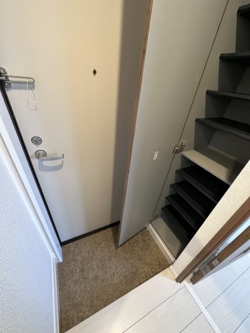 Bay Room vida 玄関