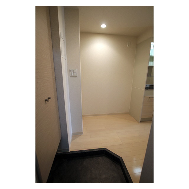 カルフールＭ0301号室 同建物別部屋の参考画像