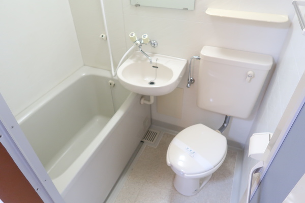 ペルソナージュ横浜1階 同建物別部屋の参考画像