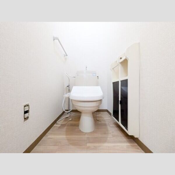 アンビションEIGHT202号室 トイレ