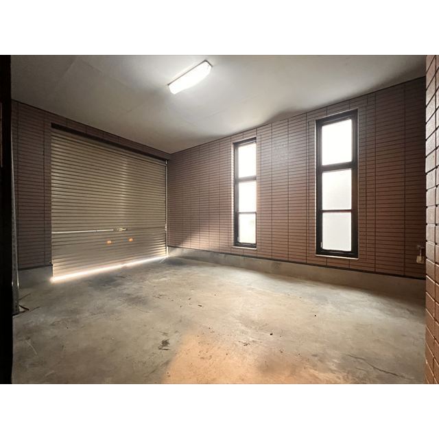 保谷町6丁目戸建A号室 ★シャッター内側の写真です