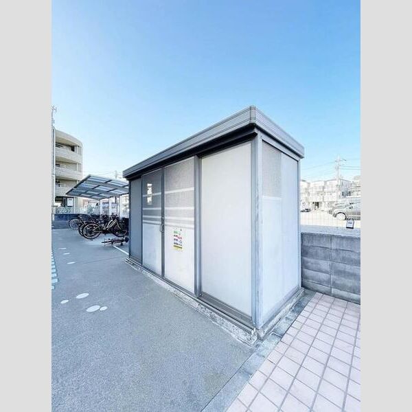 カレント上板橋 ゴミ置場
