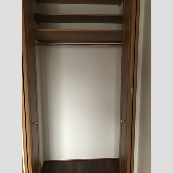 カスタリア野毛山0403号室 収納