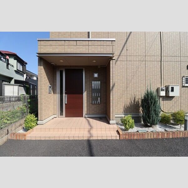 リヴァージュ　壱番館103号室 エントランス