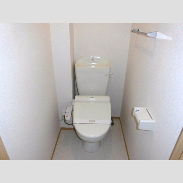 グランメール桜町　E 温水洗浄暖房便座