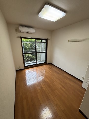 スクエア田邊0105号室 リビング