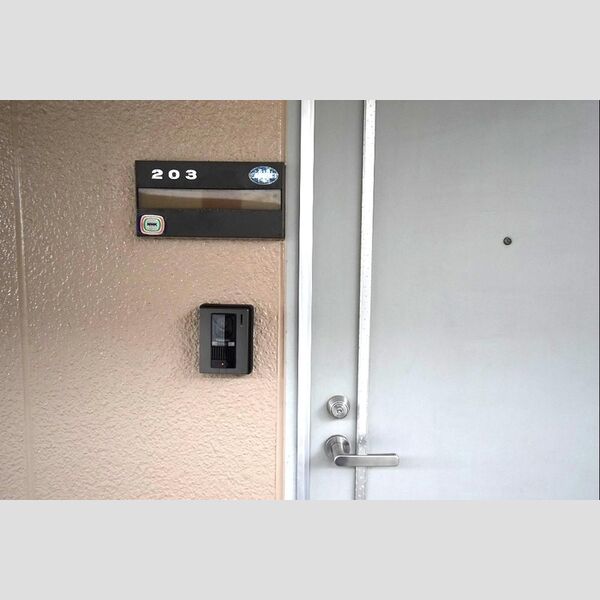 第3イースト203号室 インターホン