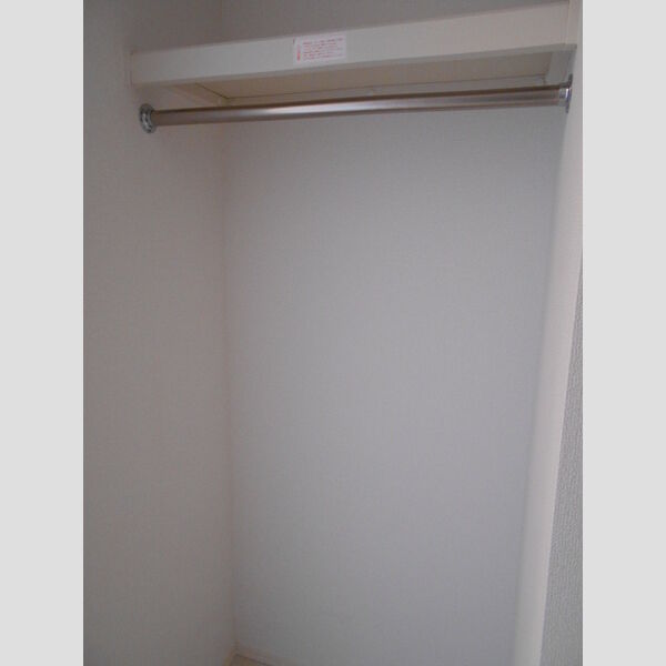 アンリシール・レイク203号室 廊下収納