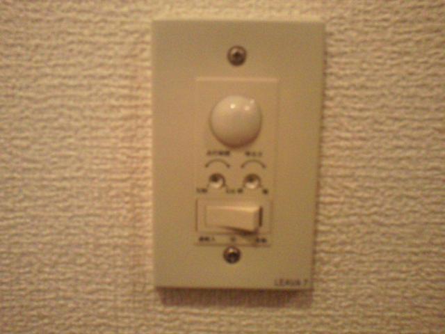 ペティハウス弐番館 人感センサー付き