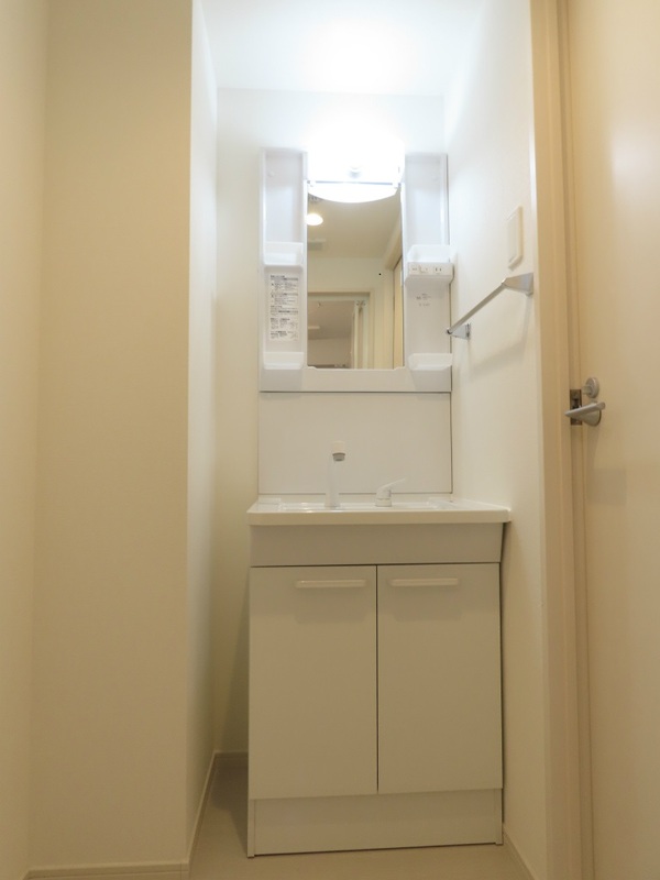 リブリ・グランディール西新井Ⅱ 洗面