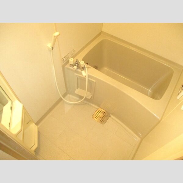 ロジュマン マエバラDEF 浴室