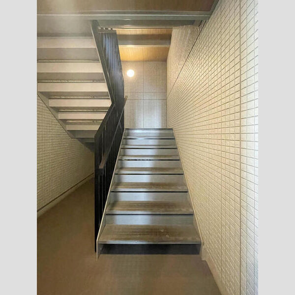 OKUE Ⅱ 共用階段