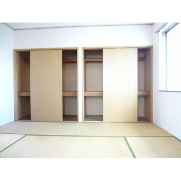 グランドール・S305号室 リビング