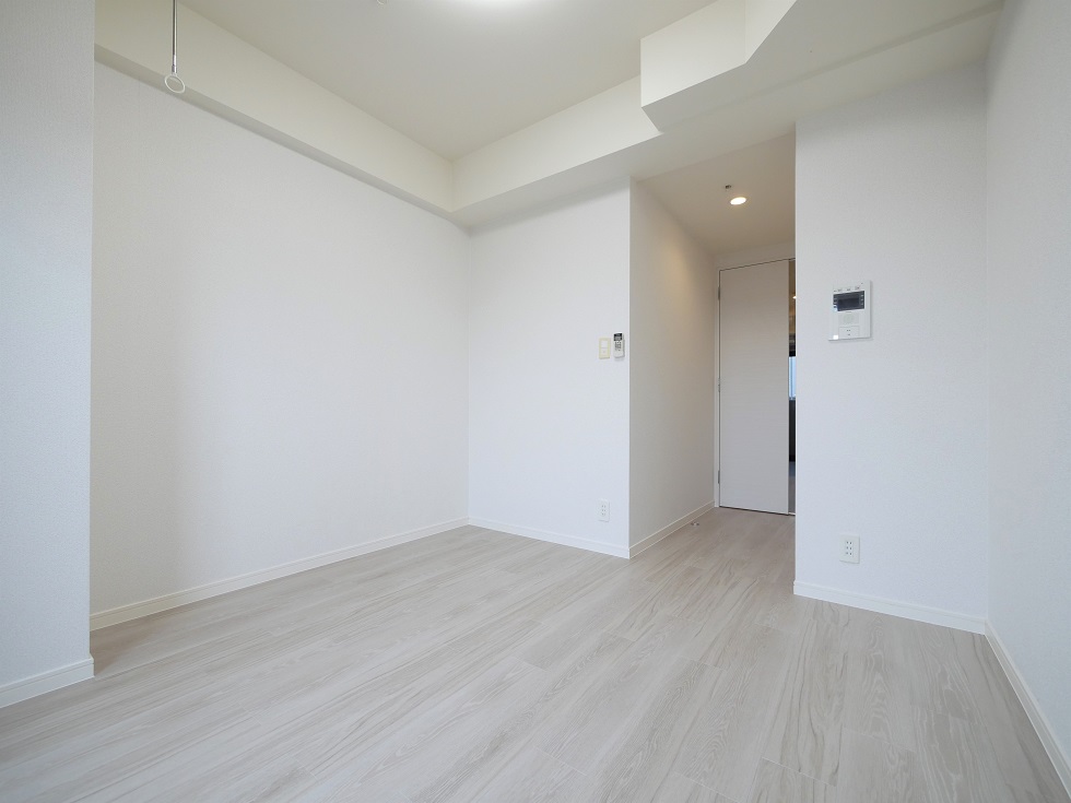 レアライズ西川口 内観