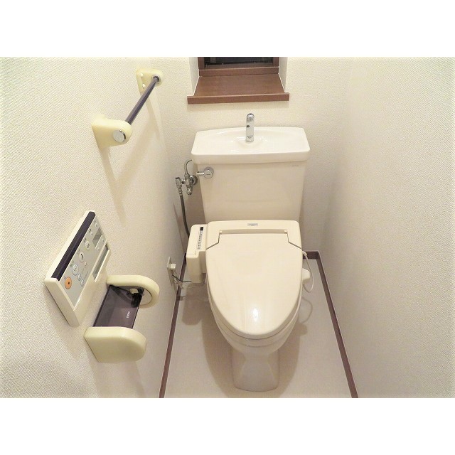 Ａｂｏｄｅ　Ａｚａｂｕ0101号室 トイレ