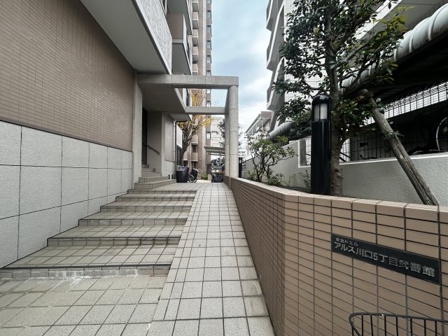 東急ドエル・アルス川口五丁目弐番館 エントランス