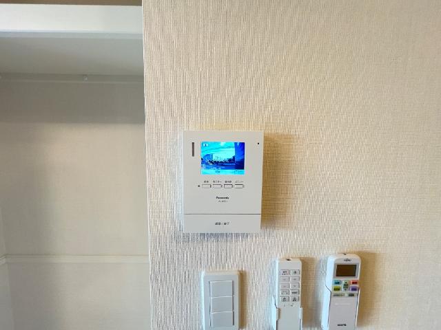 Ｇｌａｎｚ　-グランツ-105号室 カメラ付インターホン